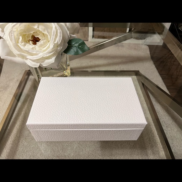 Dior Empty Gift Box - Picture 3 of 8